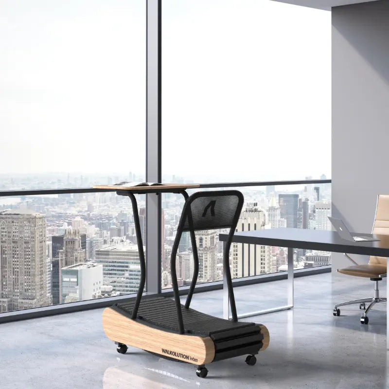 Laufband Schreibtisch in New York Büro mit Blick aus dem Fenster Walkolution Germany