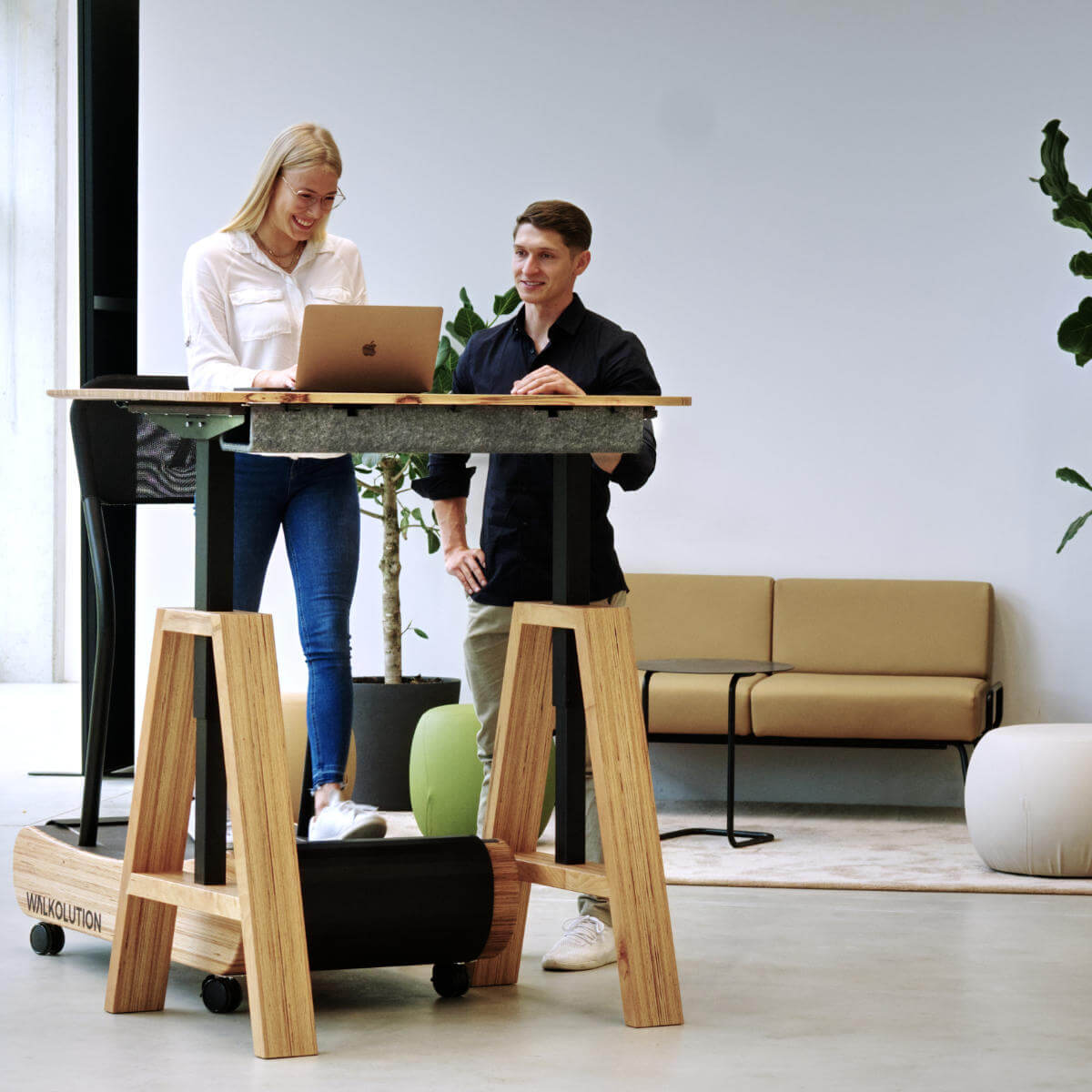 Treadmill desk Standing desk wood modern office height adjustable Walkolution Germany